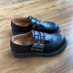 dr. martens mary janes <3